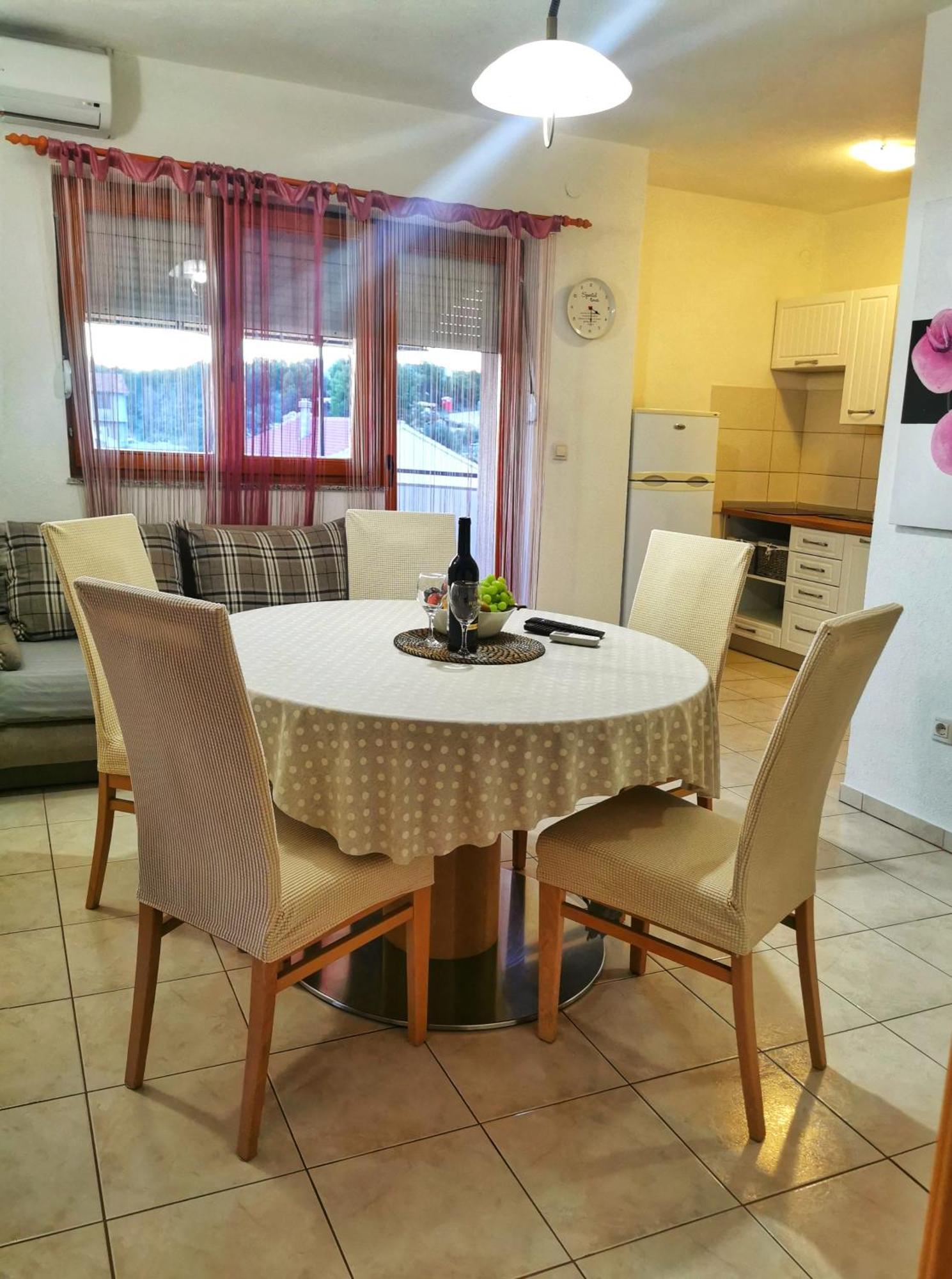 Apartament Jukic スベティ・フィリップ・イ・ヤコブ エクステリア 写真
